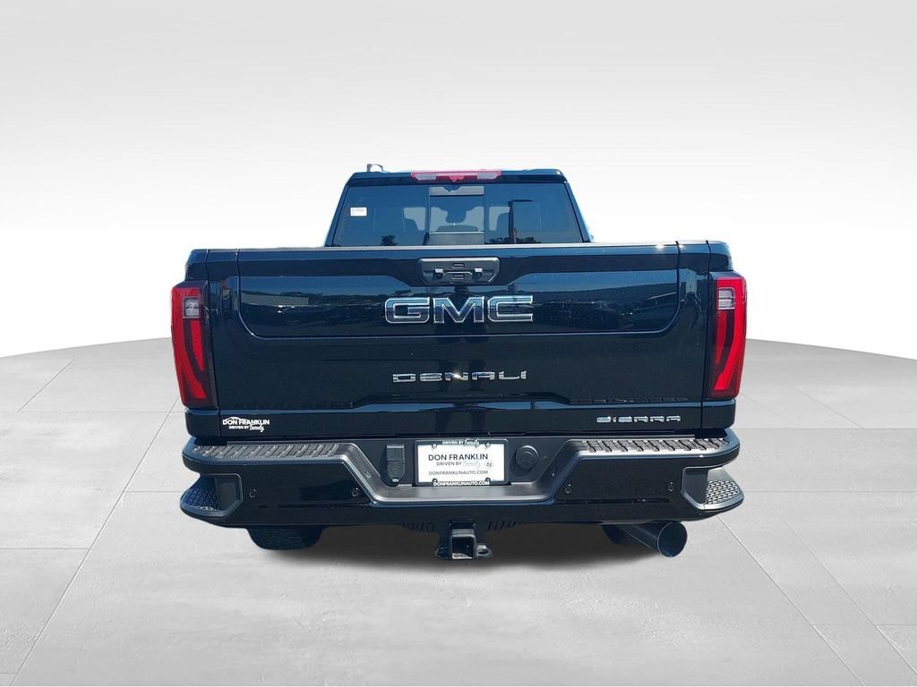 Used 2025 Onyx Black GMC Denali Ultimate image 4