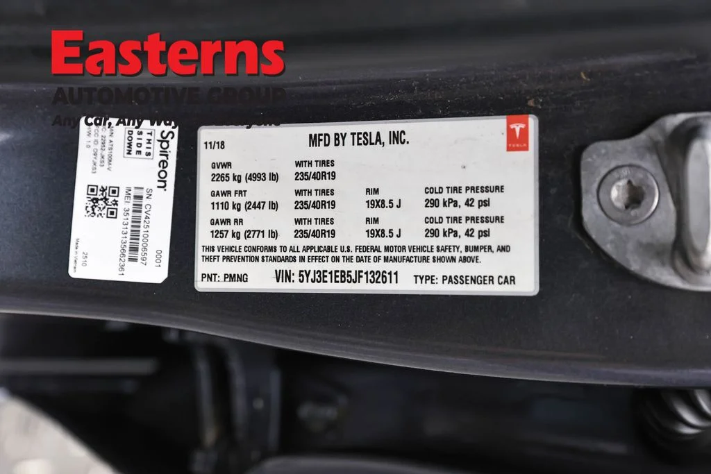 Used 2018 Gray Tesla Long Range image 29