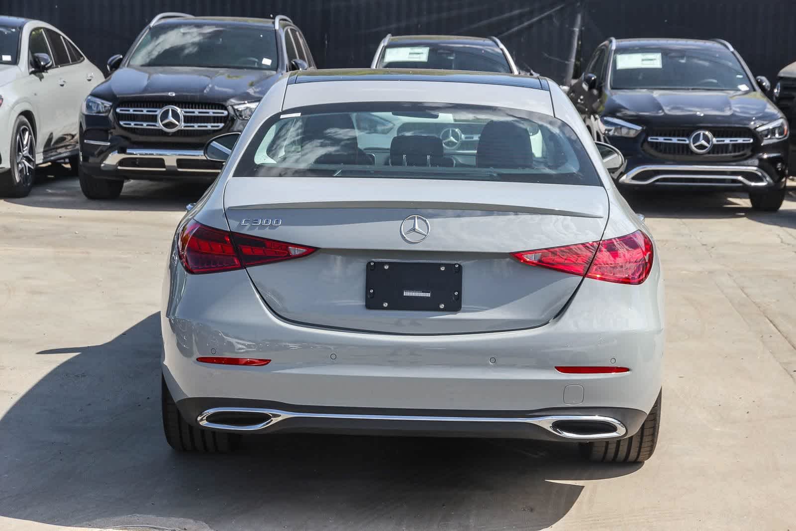 New 2026 MANUFAKTUR Alpine Grey Mercedes-Benz C 300 image 5
