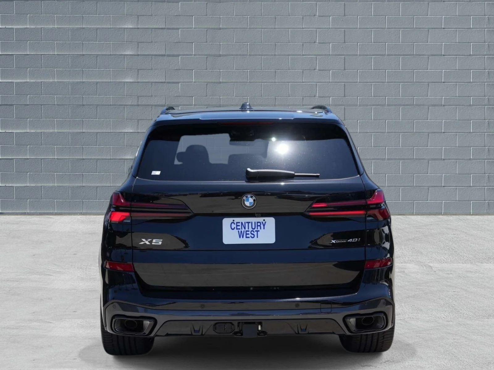 New 2026 Black Sapphire Metallic BMW xDrive40i image 4