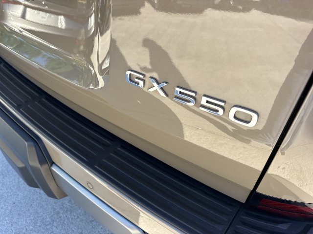 Certified Used 2024 EARTH (4Z1) / BLACK (202) Lexus 550 Overtrail+ image 25