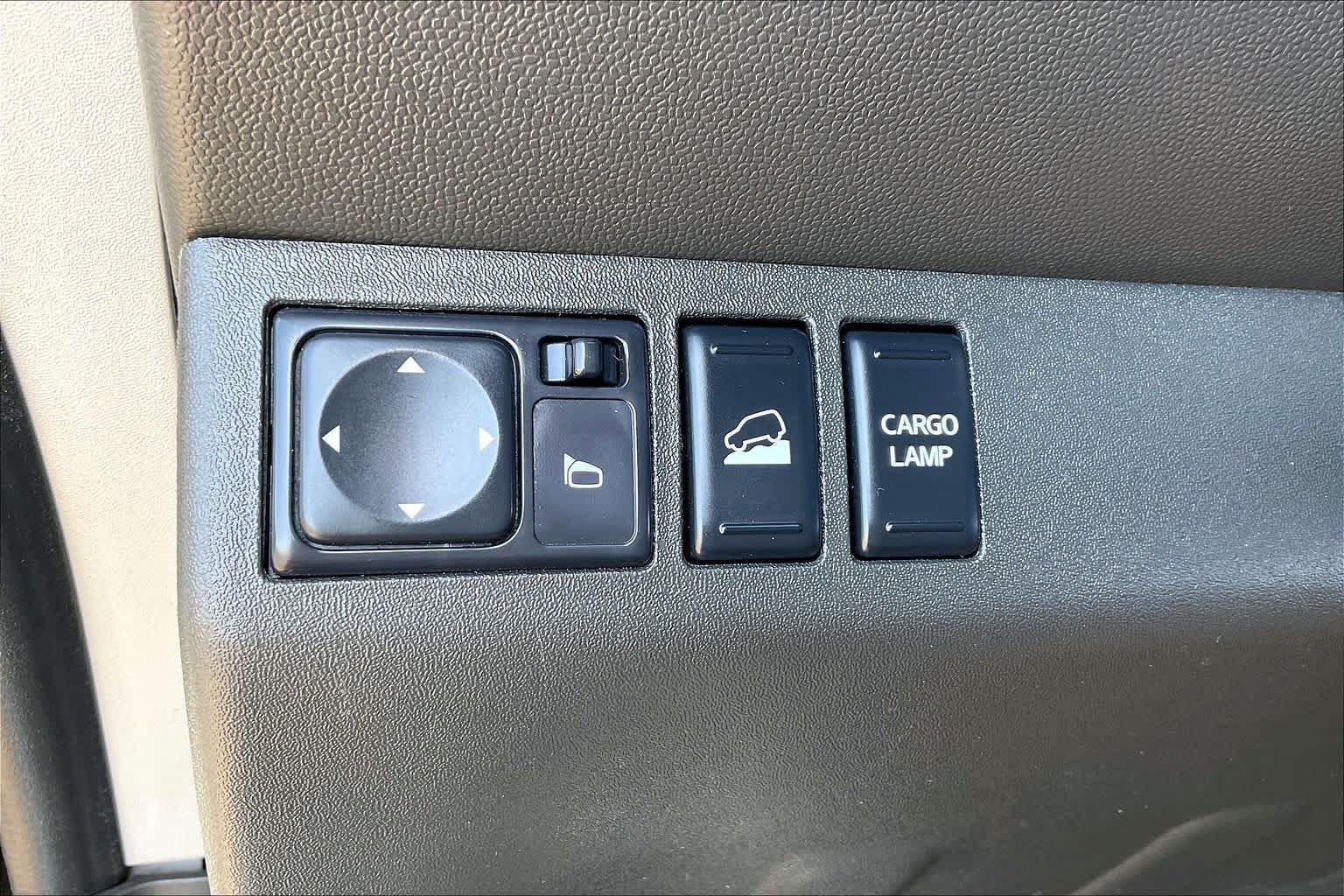 Used 2019 Brilliant Silver Metallic Nissan PRO-4X image 33