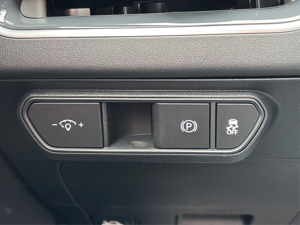 New 2025 White Kia GT-Line Turbo image 29