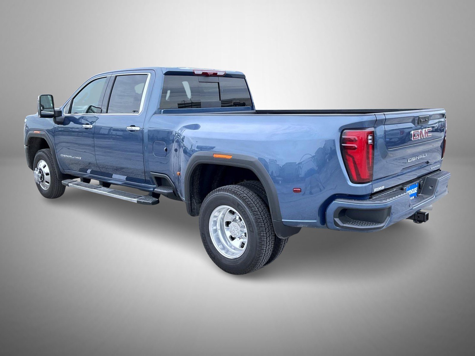 2026 GMC Sierra 3500HD Denali - Photo 7