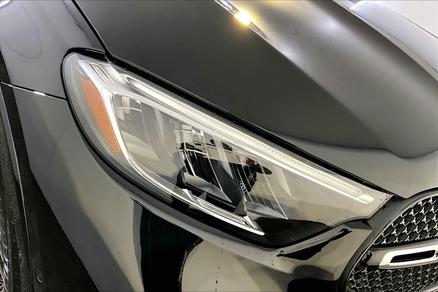 New 2026 Obsidian Black Metallic Mercedes-Benz GLC 300 image 16