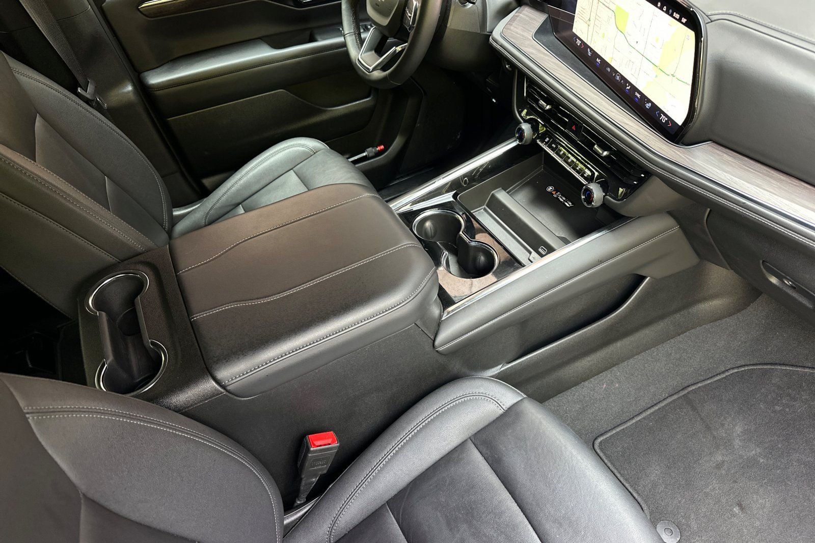 Used 2025 Gray Chevrolet LT image 22