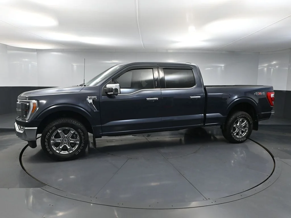 Used 2021 Blue Ford Lariat image 8