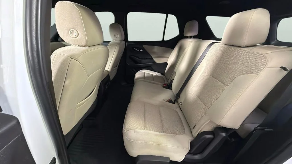 Used 2023 Summit White Chevrolet LS image 22