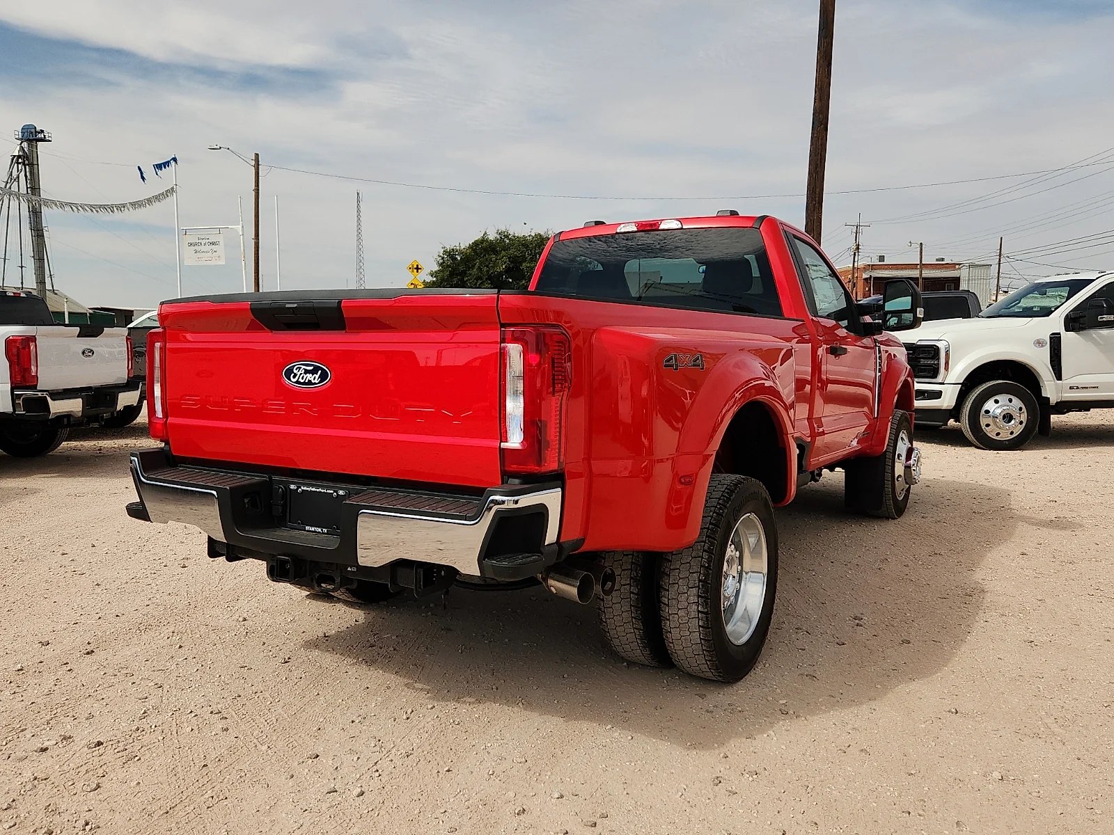 New 2027 Race Red Ford XLT image 7