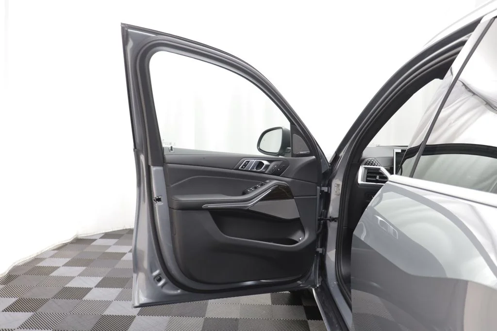 New 2026 Gray BMW xDrive50e image 6