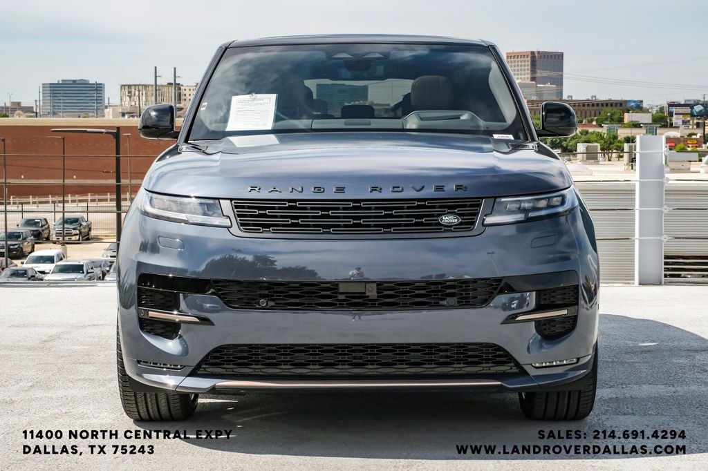 New 2026 Varesine Blue Metallic Land Rover Dynamic SE image 3