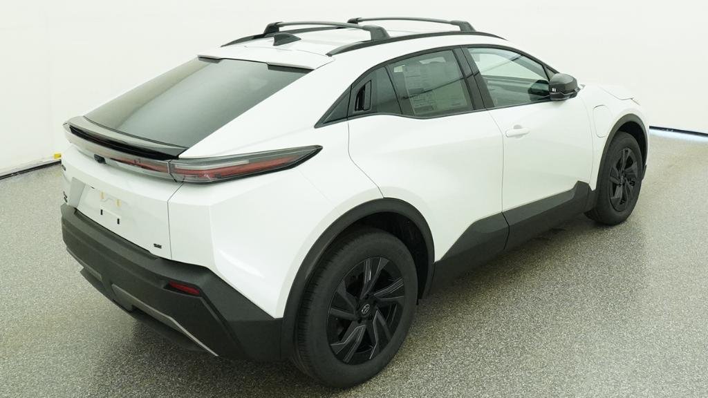 New 2026 Wind Chill Pearl Toyota SE image 55