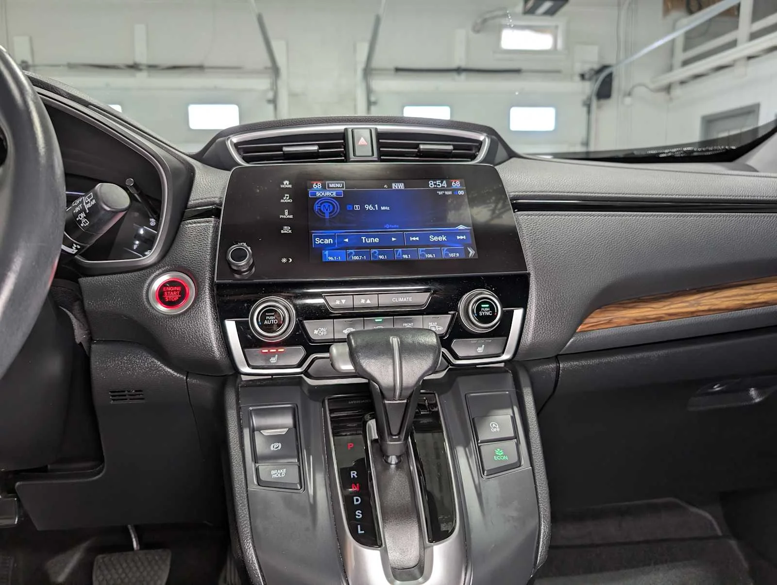 Used 2020 Lunar Silver Metallic Honda EX-L image 34
