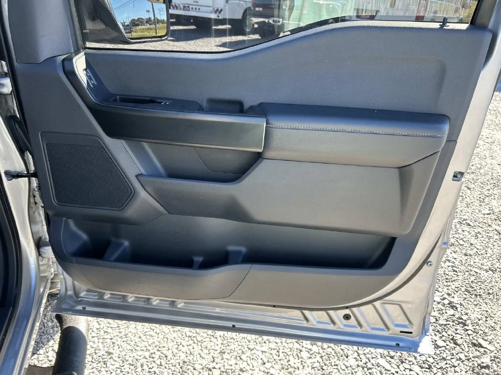 Used 2021 Silver Ford XL image 28