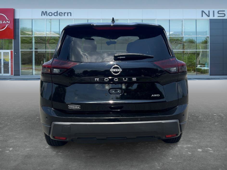 Used 2024 Super Black Nissan S image 6