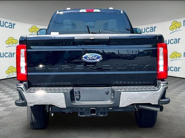 New 2026 Agate Black Metallic Ford F-350® XLT image 5