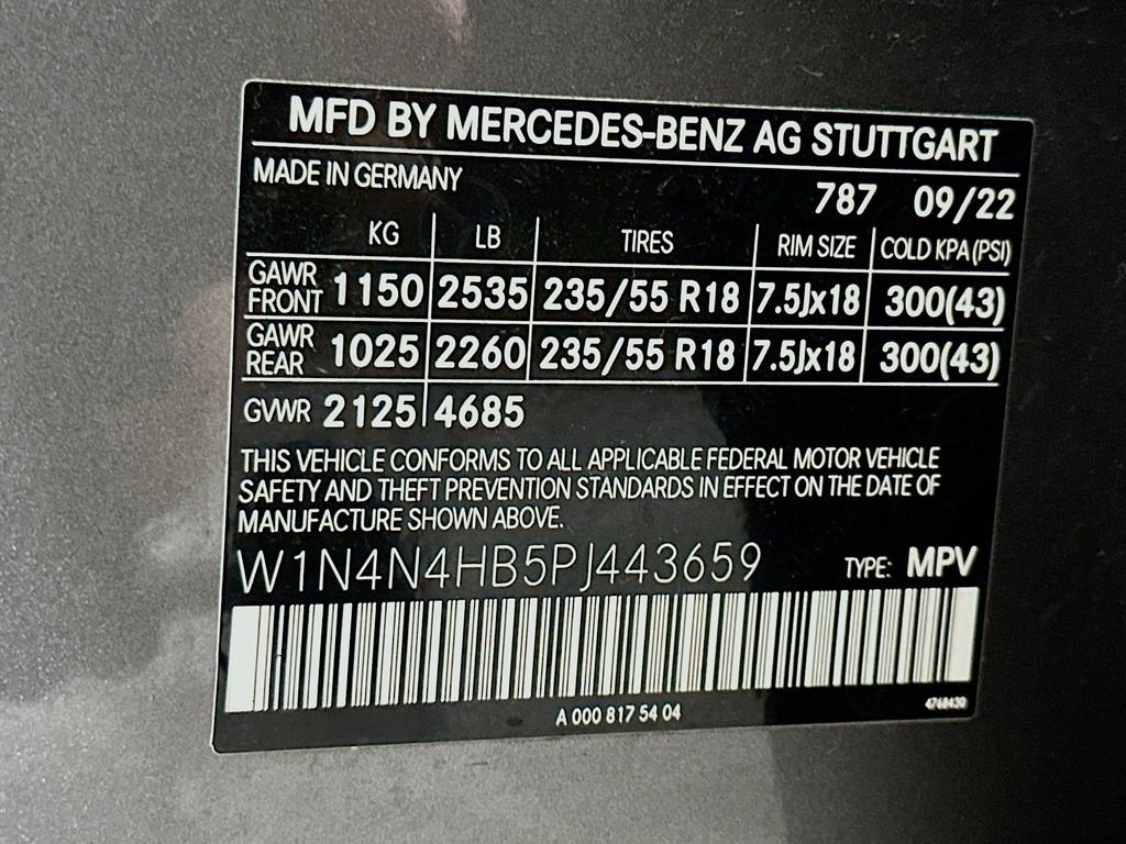 Used 2023 Gray Mercedes-Benz GLA 250 image 28