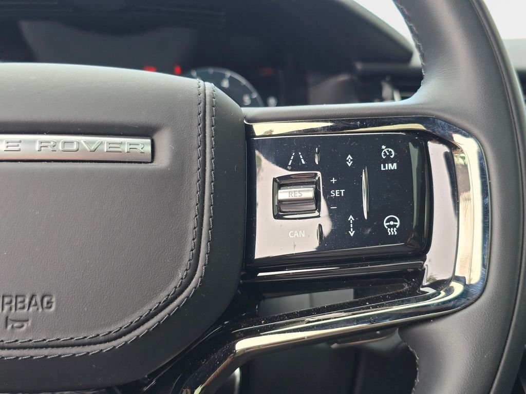 Certified Used 2025 Gray Land Rover Dynamic SE image 18