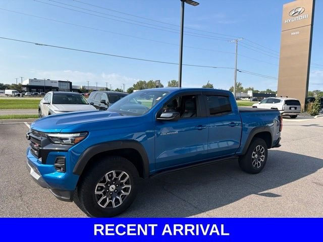 Used 2023 Blue Chevrolet Z71 image 11