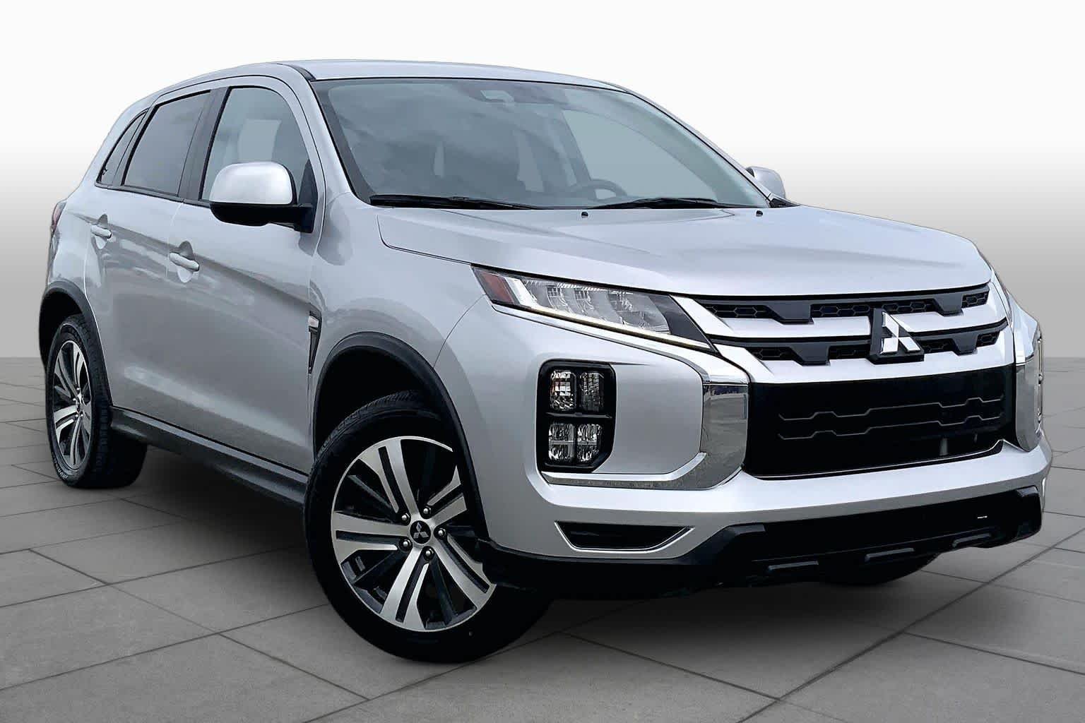 Used 2024 Alloy Silver Metallic Mitsubishi ES image 3
