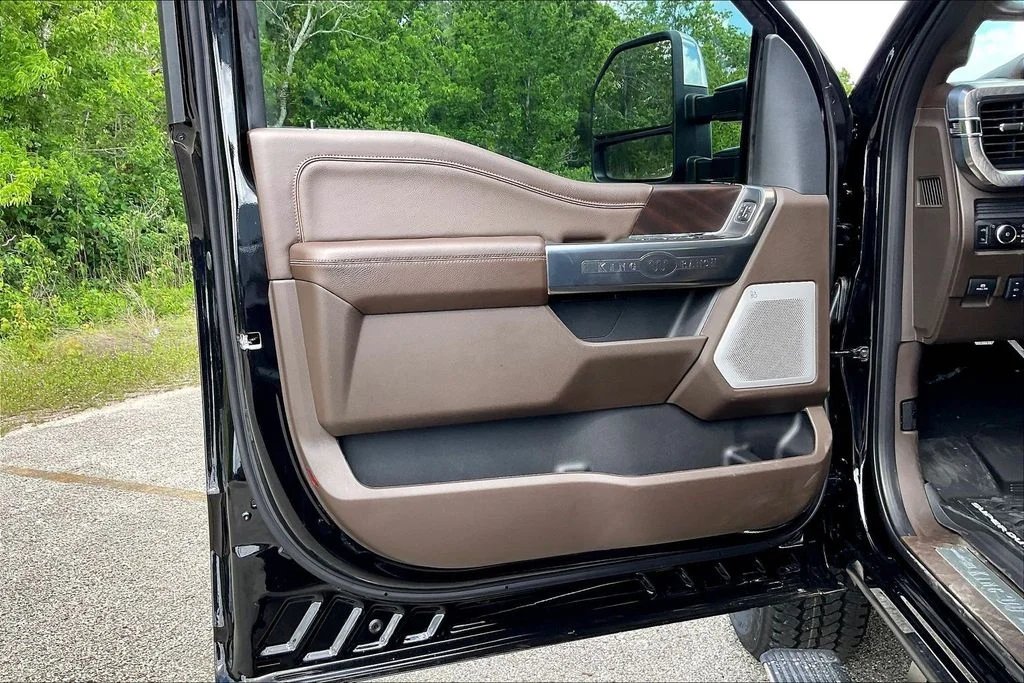 New 2026 Ford Super Duty F-250 King Ranch 4D Crew Cab
