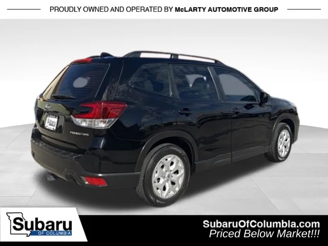Used 2021 Black Subaru Base image 22