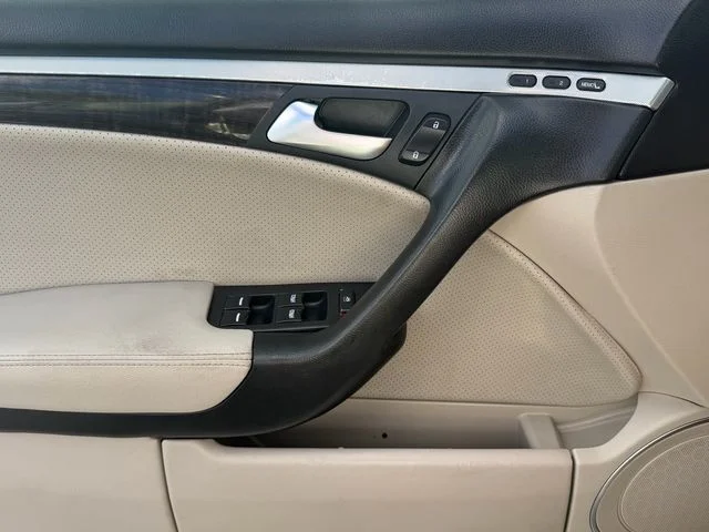 Used 2008 Gray Acura 3.2 image 27