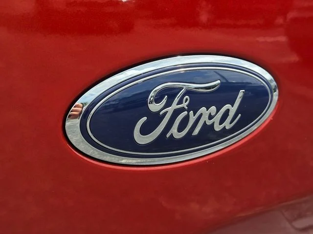 Certified Used 2023 Chili Pepper Red Ford Big Bend image 15