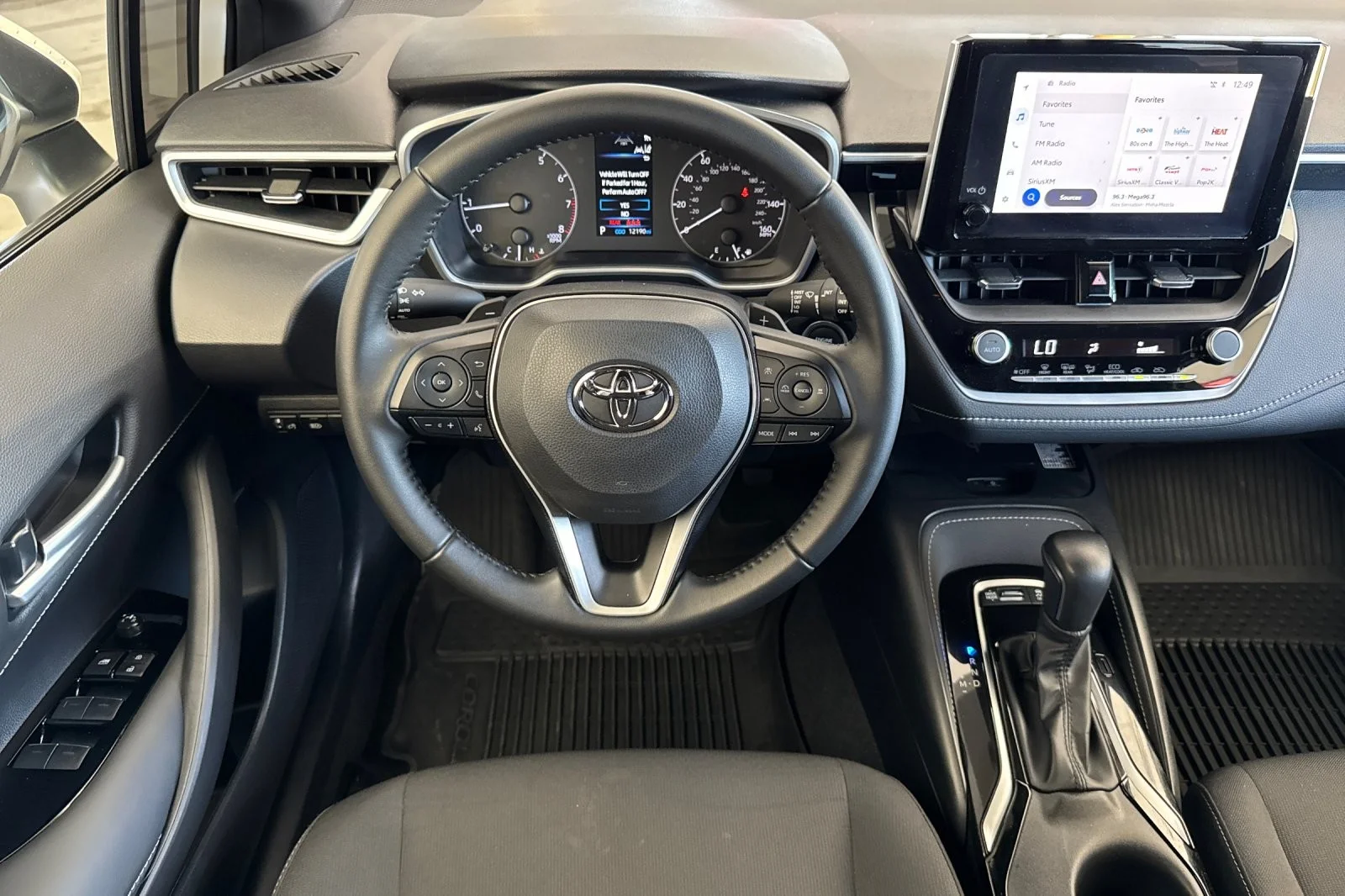 Certified Used 2025 Ice Cap Toyota SE image 13