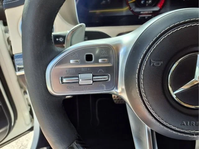 Used 2019 White Mercedes-Benz 4MATIC® image 11