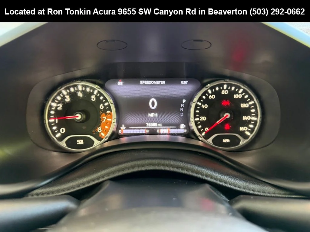 Used 2016 Black Jeep Trailhawk image 20
