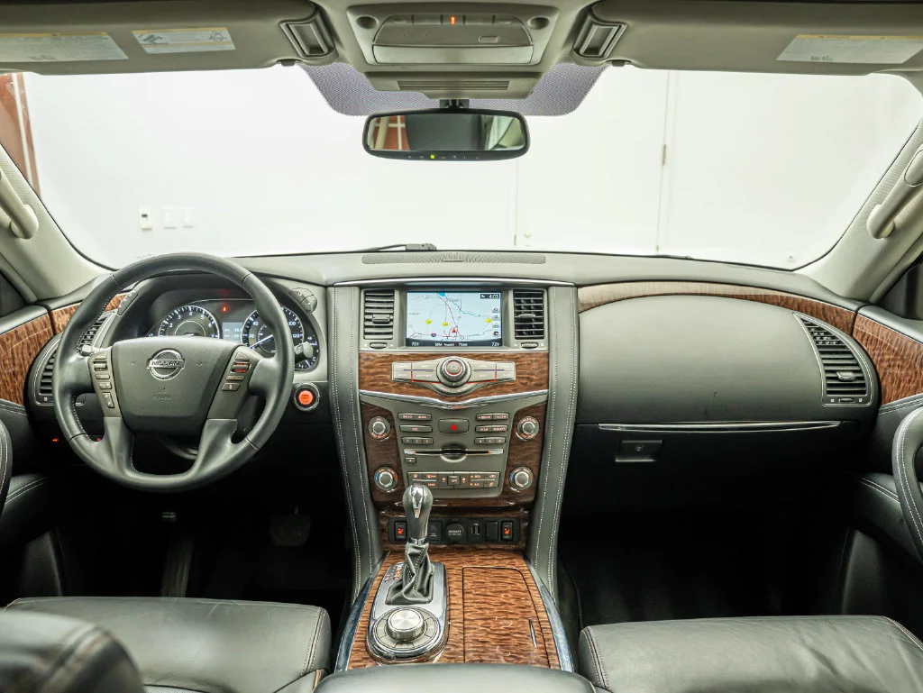 Used 2020 Brilliant Silver Metallic Nissan SL image 4