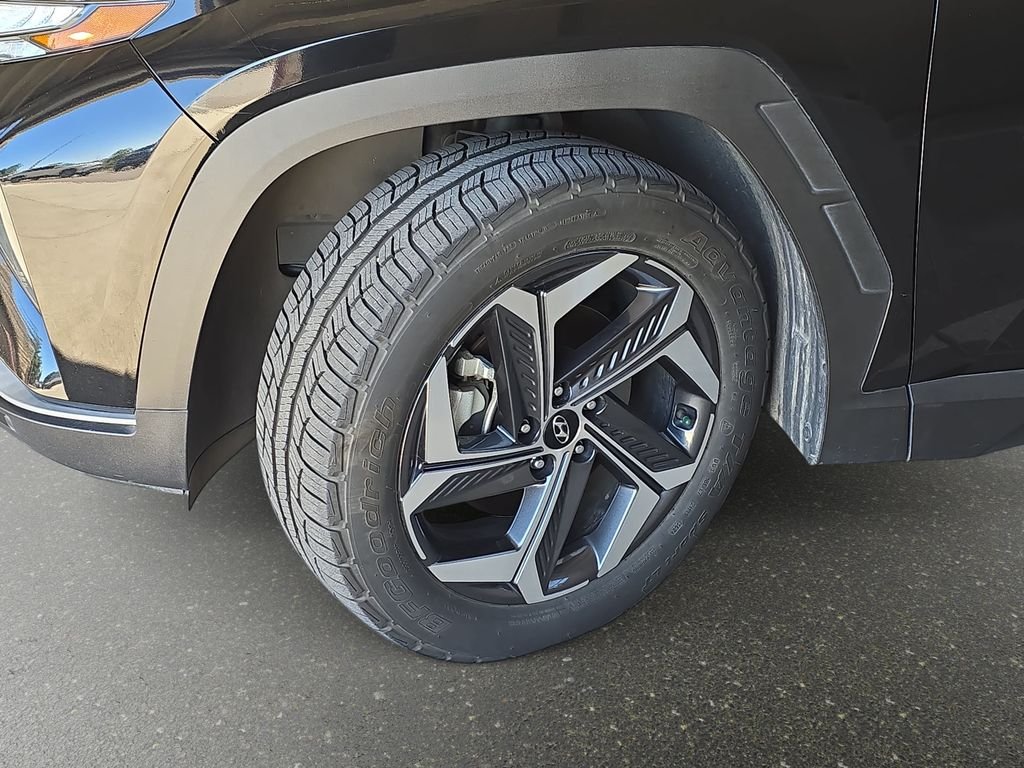 Used 2022 Black Hyundai SEL Convenience image 31