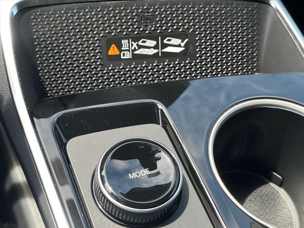 New 2026 Mosaic Black Metallic Chevrolet LT image 19