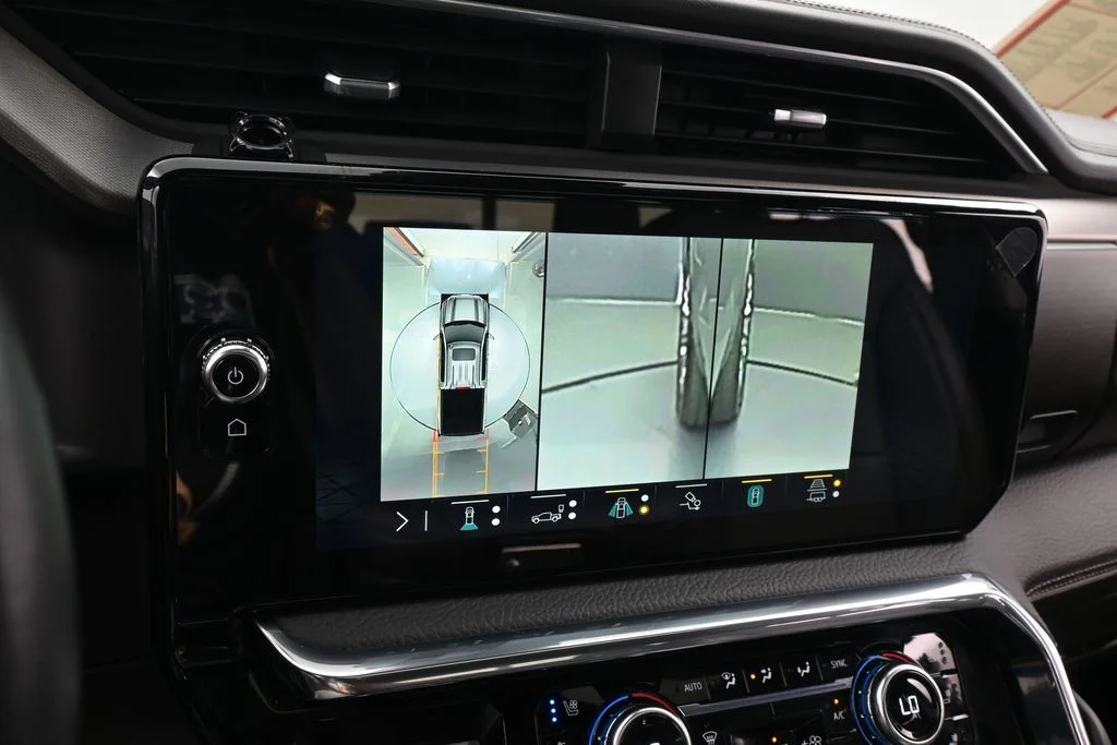 Used 2023 Sterling Metallic GMC Denali image 23