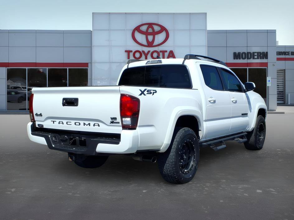 Used 2019 Super White Toyota SR5 image 6