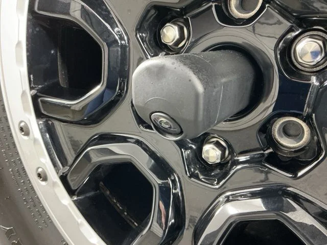 New 2026 Avalanche Gray Ford Outer Banks image 9