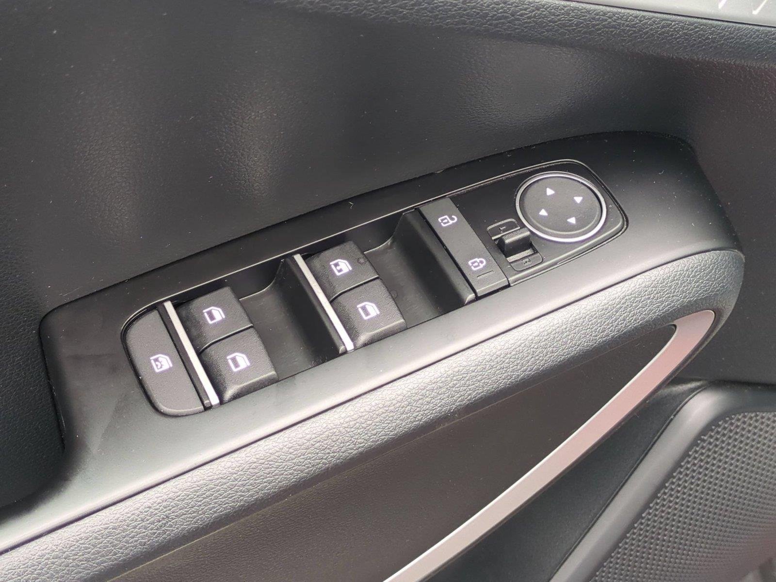 Used 2022 Mars Orange Kia LX image 15
