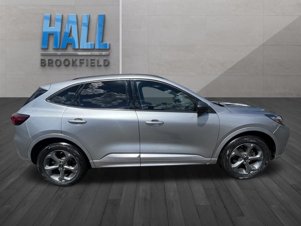 2024 Ford Escape ST-Line - Photo 6
