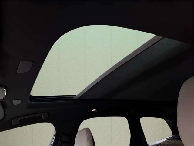 2026 Volvo XC60 Plus - Photo 16