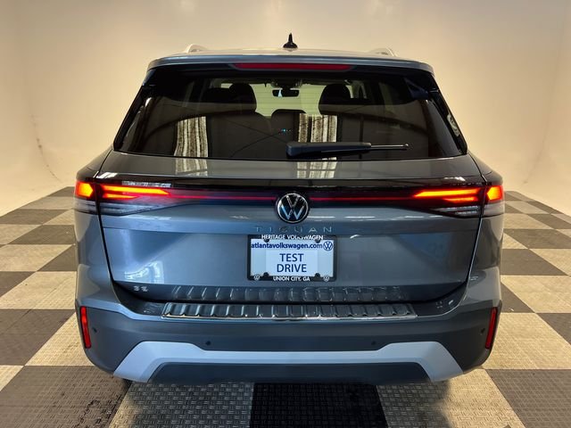 New 2026 Gray Volkswagen 2.0T SE image 4