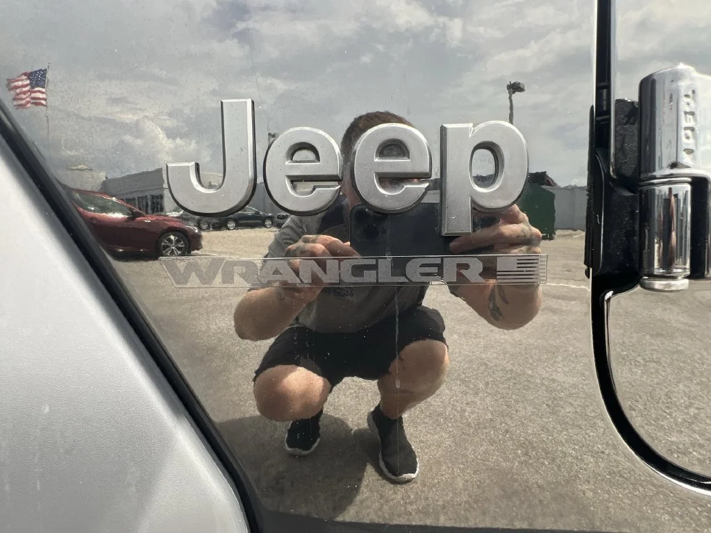 Used 2023 Black Jeep Sport S image 31