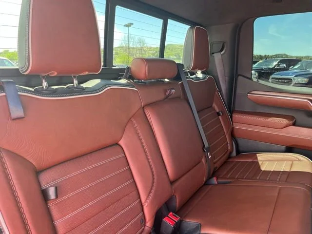 Used 2023 Sterling Metallic GMC Denali Ultimate image 27