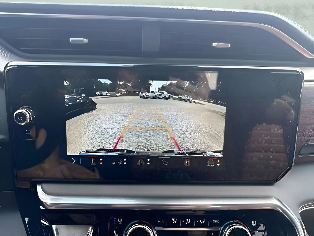 New 2026 Glacier White Tricoat GMC Denali Ultimate image 21