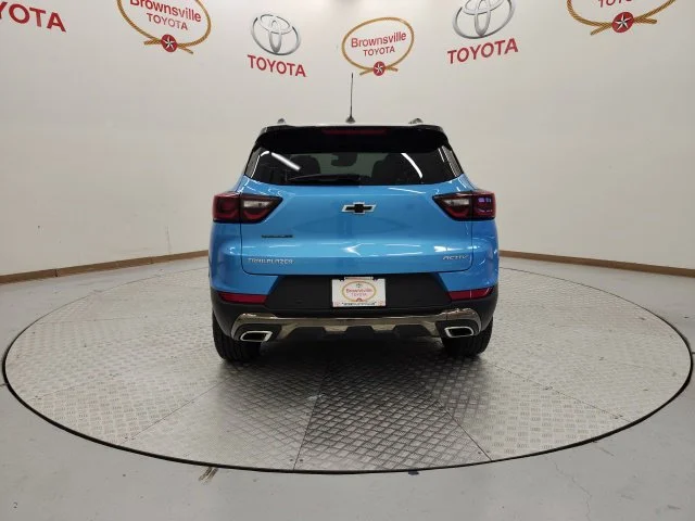 Used 2025 Blue Chevrolet ACTIV image 7