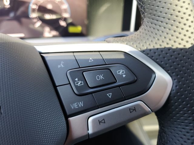 New 2026 White Volkswagen 2.0T SE R-Line Black image 28