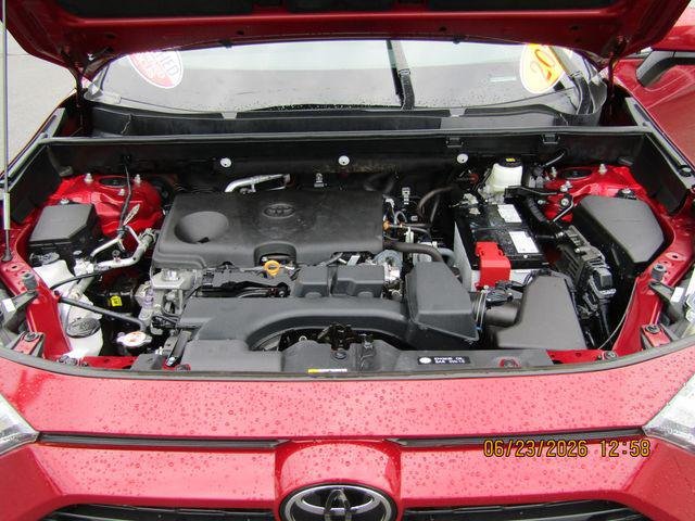 Certified Used 2023 RUBY FLARE PEARL Toyota  image 31