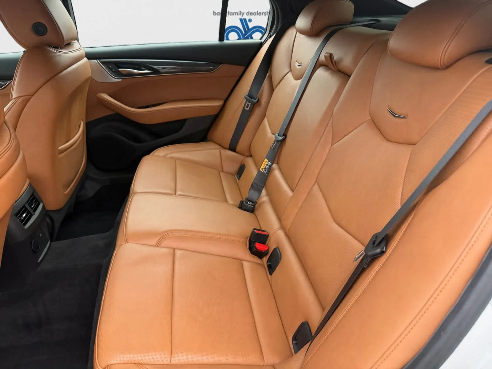 Used 2024 WH Cadillac Premium Luxury image 22