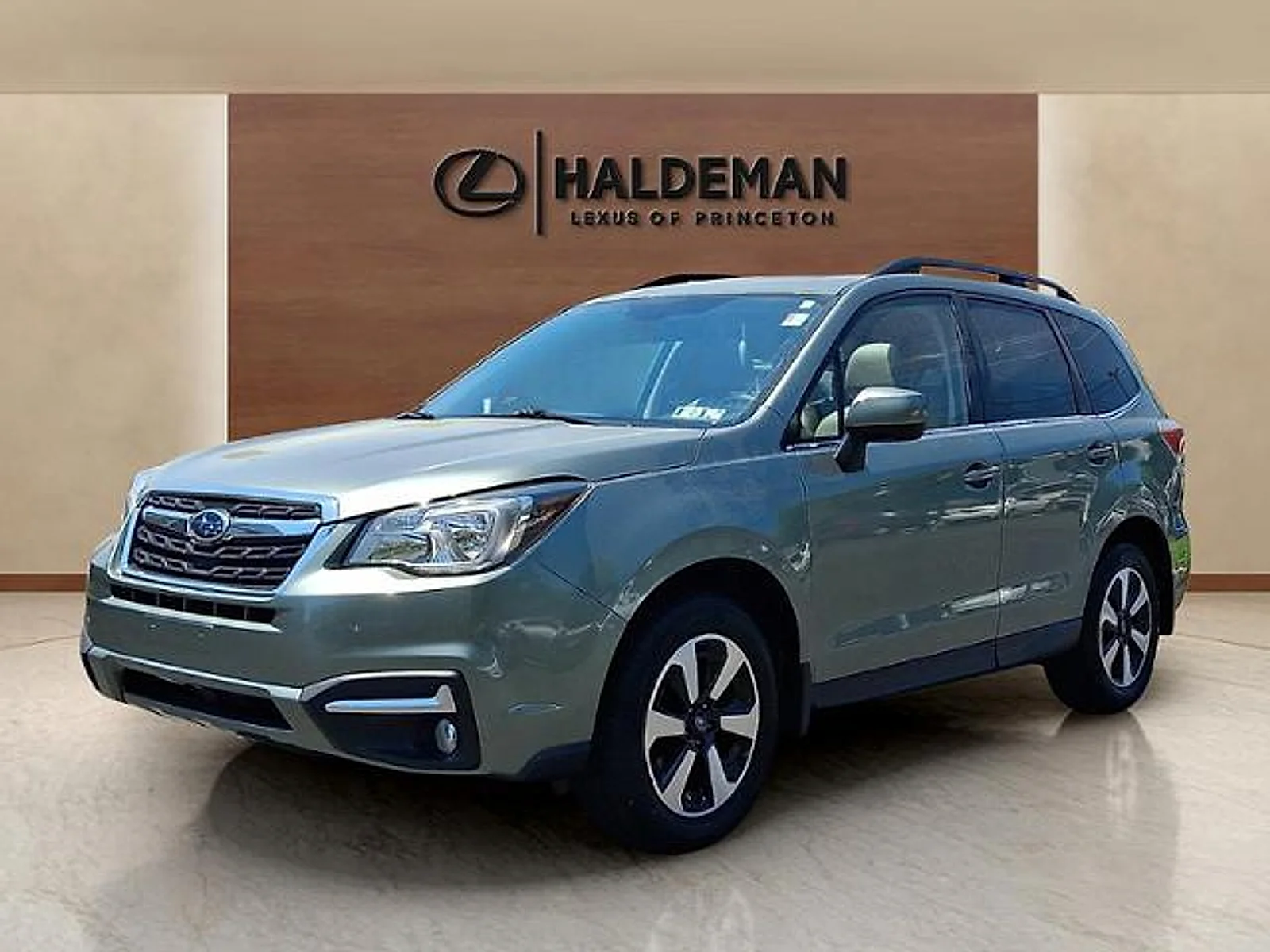 Used 2018 Jasmine Green Metallic Subaru 2.5i Limited image 3