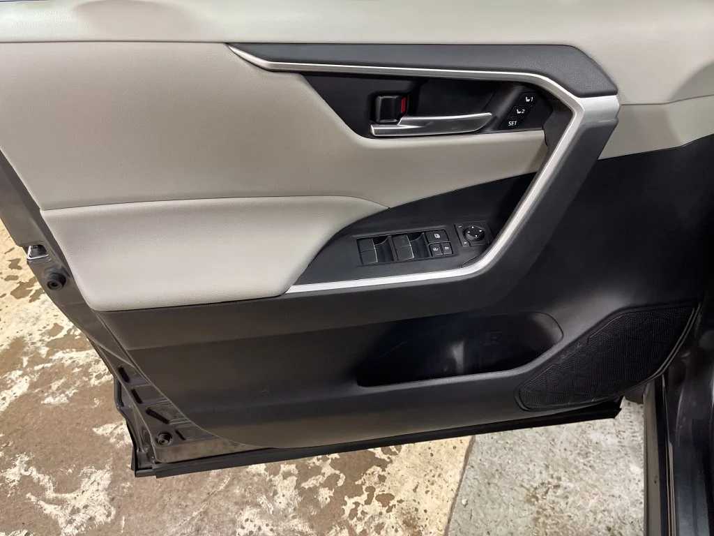 Certified Used 2021 Gray Toyota XLE Premium image 14
